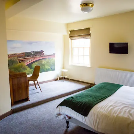 The Golden Lion Inn-2
